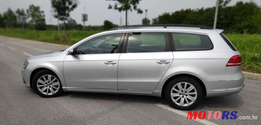 2014' Volkswagen Passat Variant photo #2