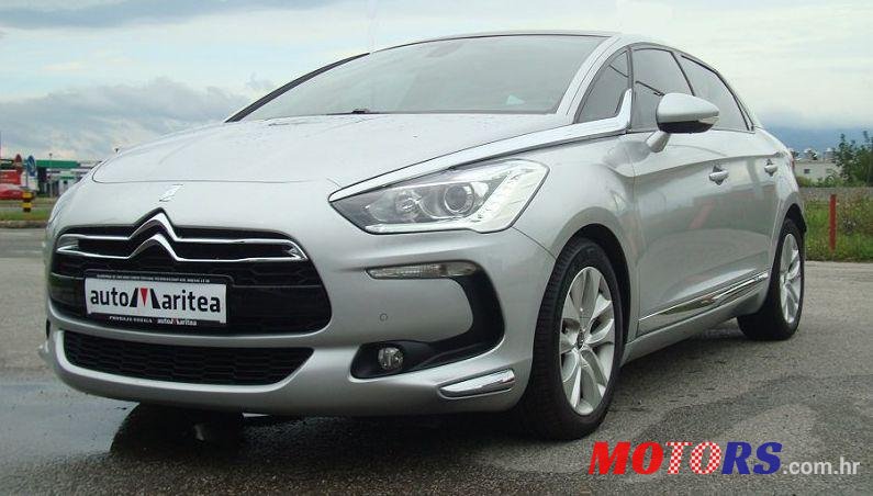 2012' Citroen DS5 1,6 E-Hdi photo #1