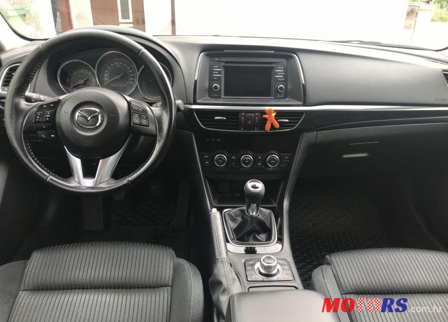 2014' Mazda 6 Sport Combi Cd150 Challenge photo #2