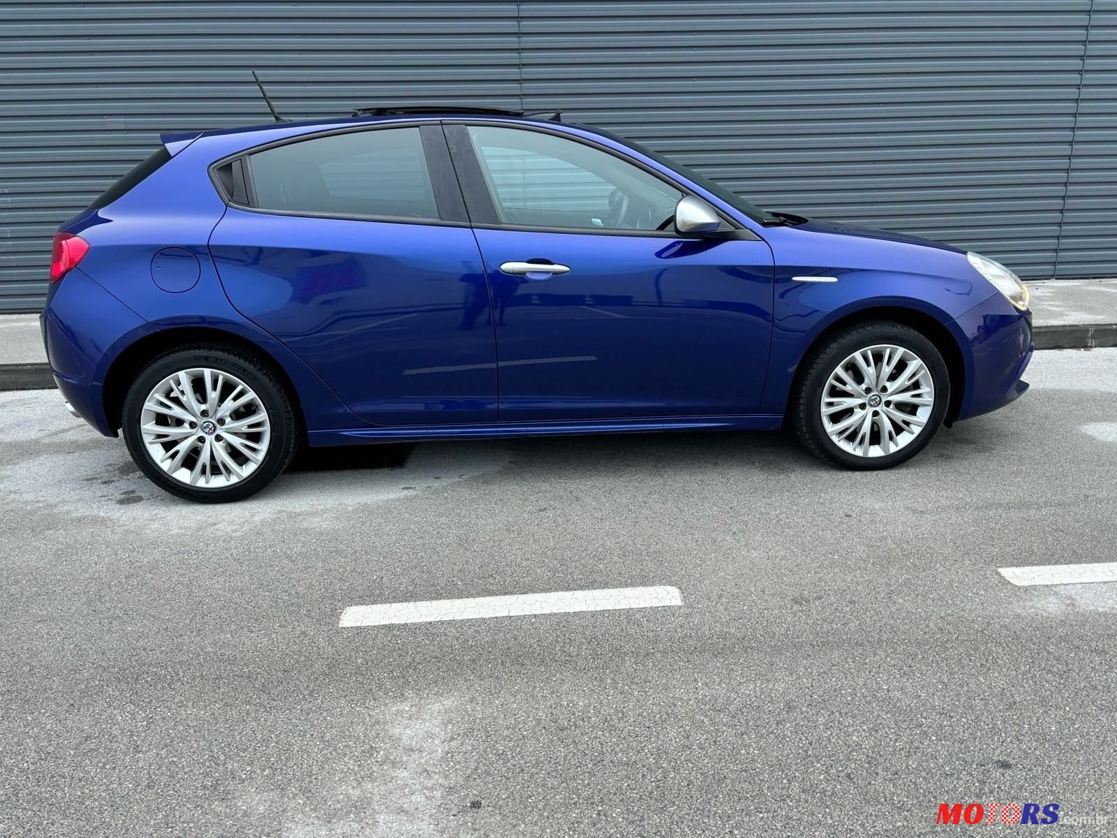 2017' Alfa Romeo Giulietta photo #3