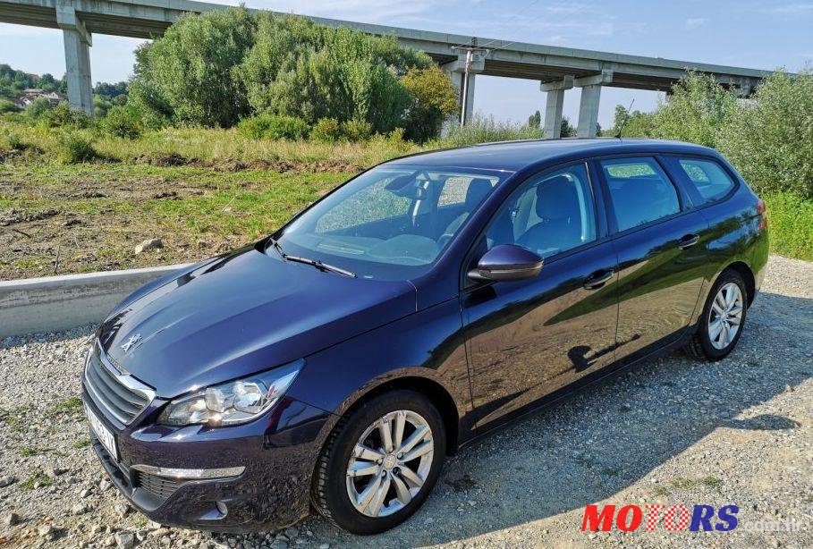 2015' Peugeot 308 1,6 Hdi photo #1