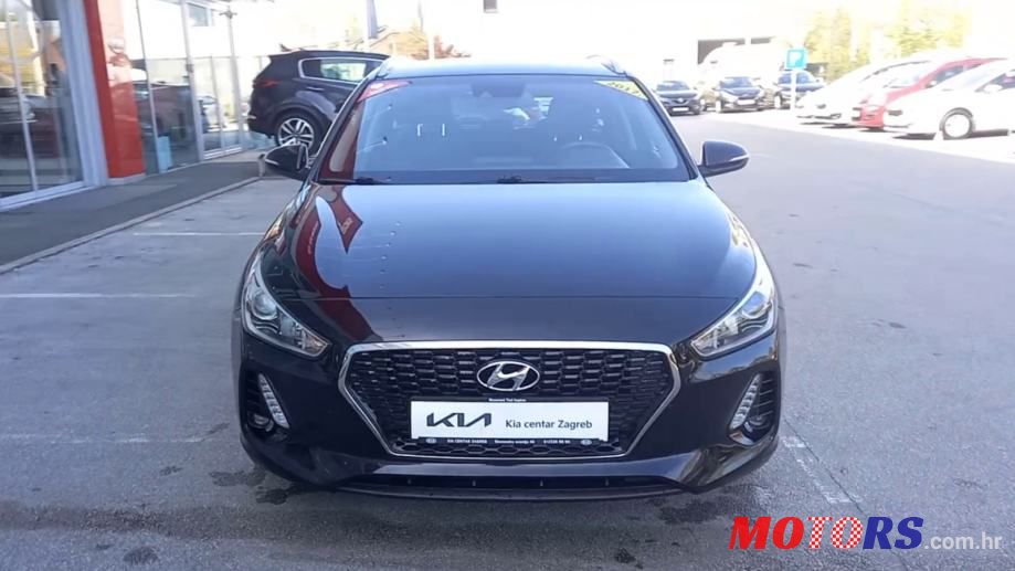 2017' Hyundai i30 photo #3