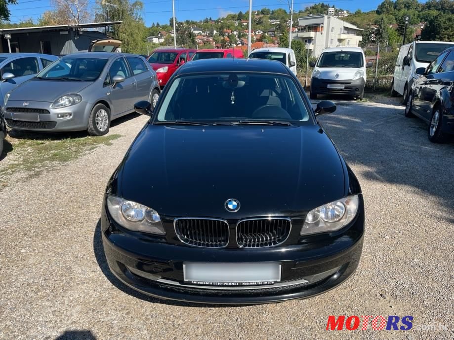 2009' BMW Serija 1 116D photo #3