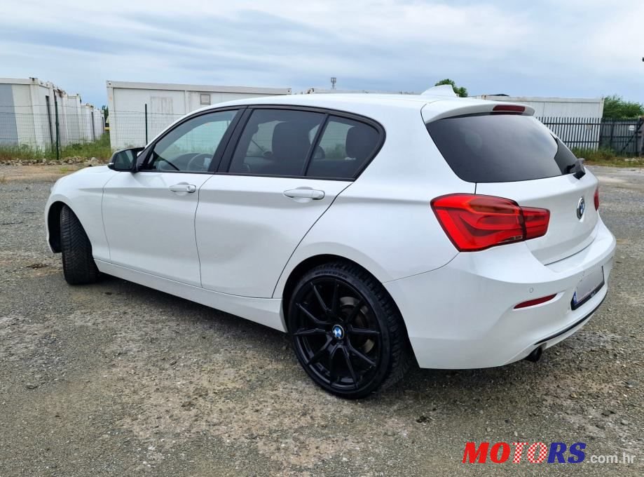 2016' BMW Serija 1 118D photo #4