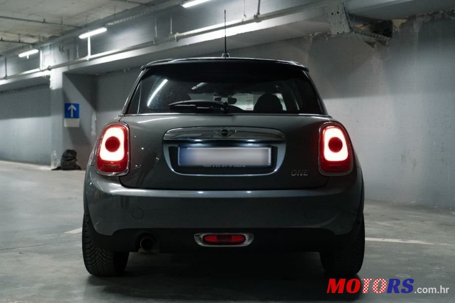 2018' MINI One photo #3