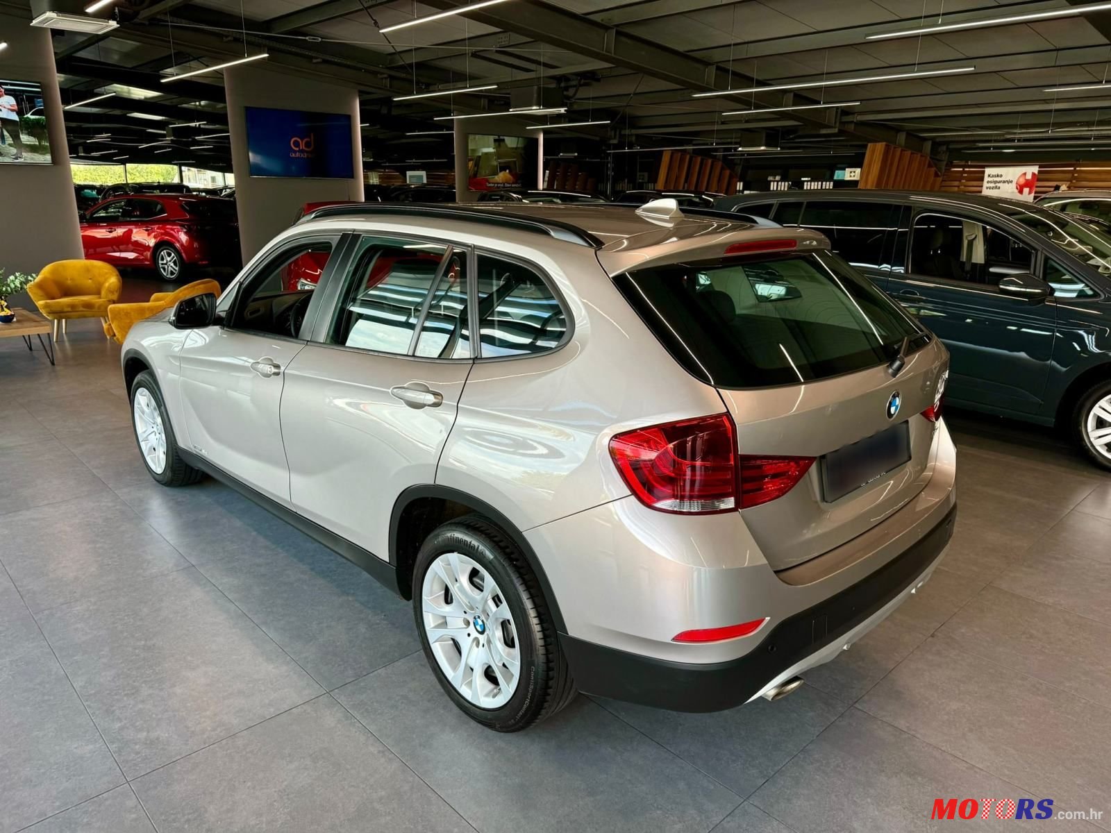 2014' BMW X1 Sdrive16D photo #4
