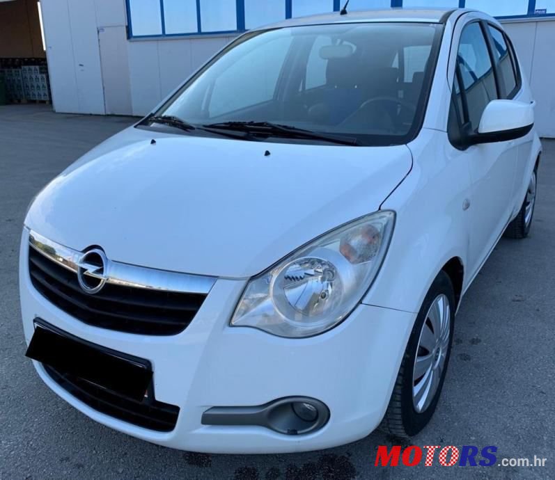 2009' Opel Agila 1,0 photo #1