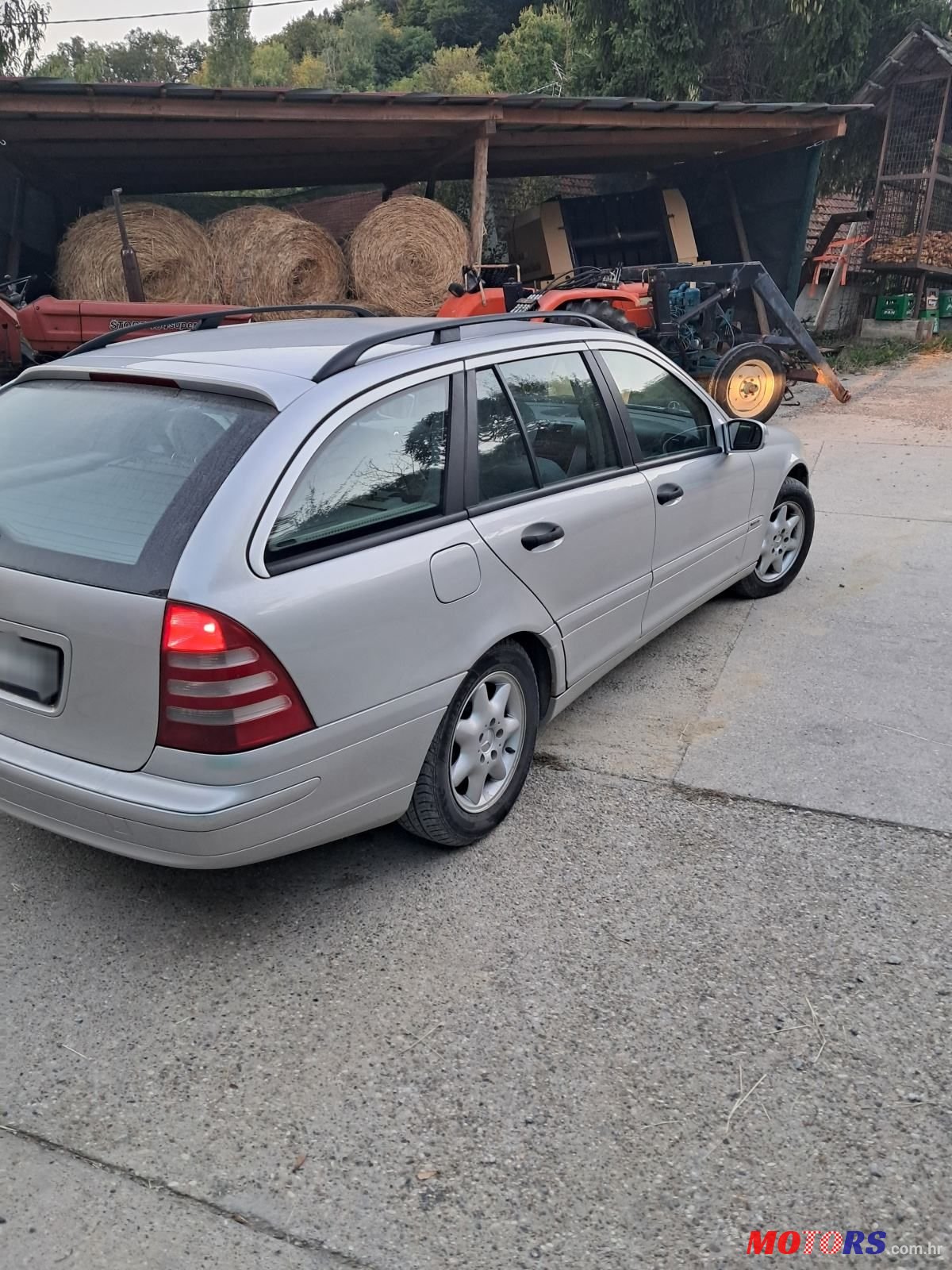 2001' Mercedes-Benz C-Klasa 200 Classic photo #2