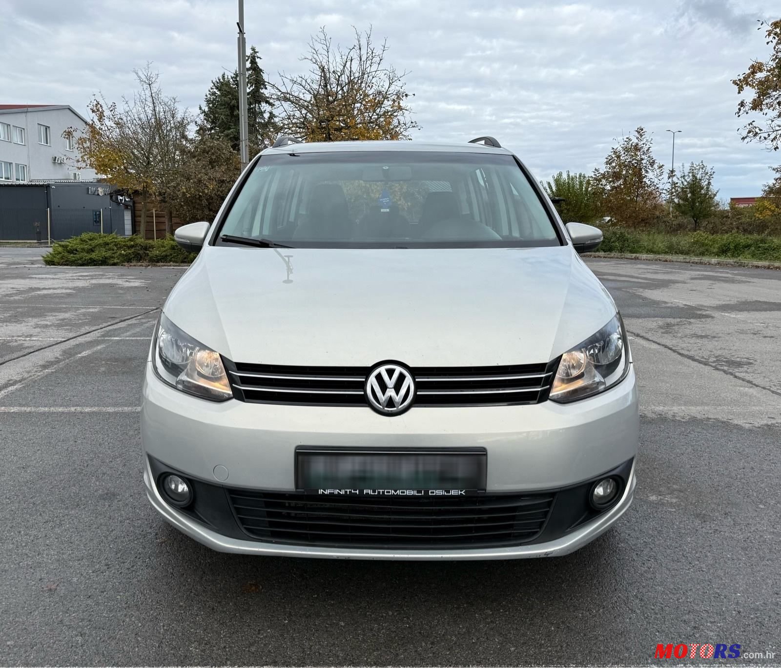 2015' Volkswagen Touran 1,6 Tdi photo #2