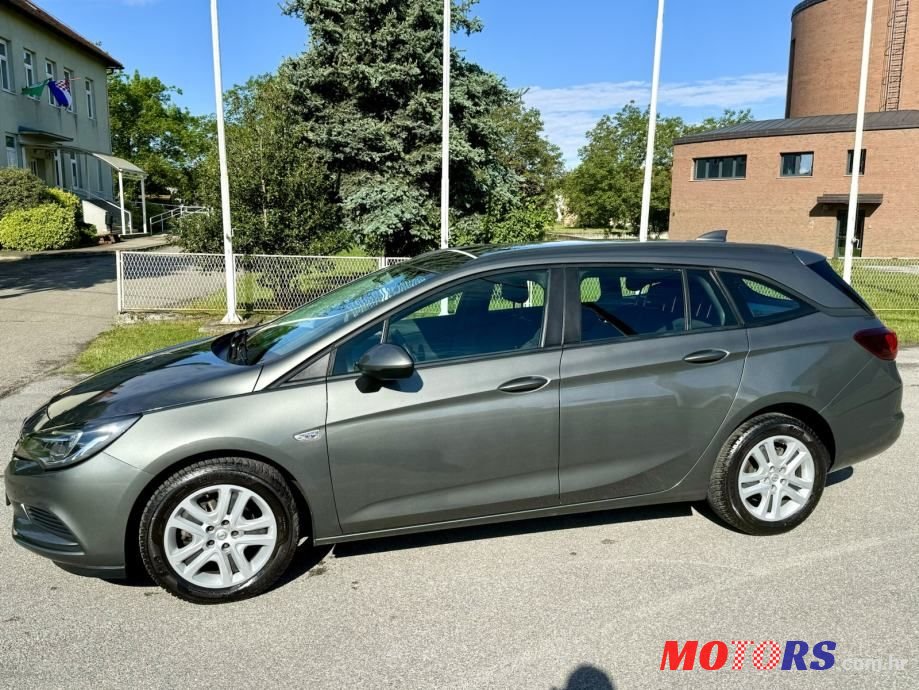 2019' Opel Astra Karavan photo #5