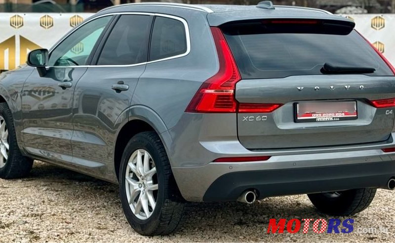 2019' Volvo XC60 D4 Awd photo #4