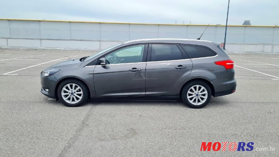 2015' Ford Focus Karavan photo #2