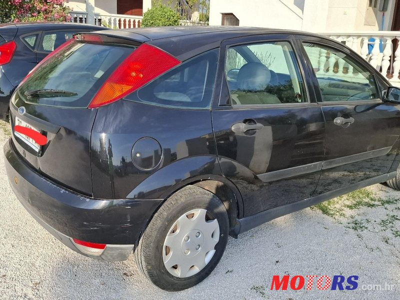 2001' Ford Focus 1,4 photo #6