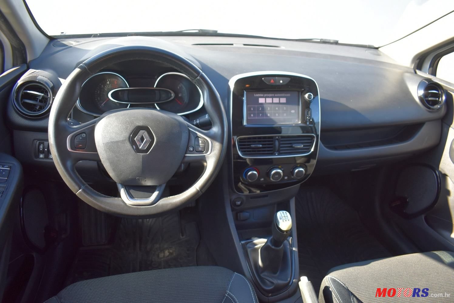 2018' Renault Clio 1.5 Dci Zen photo #4