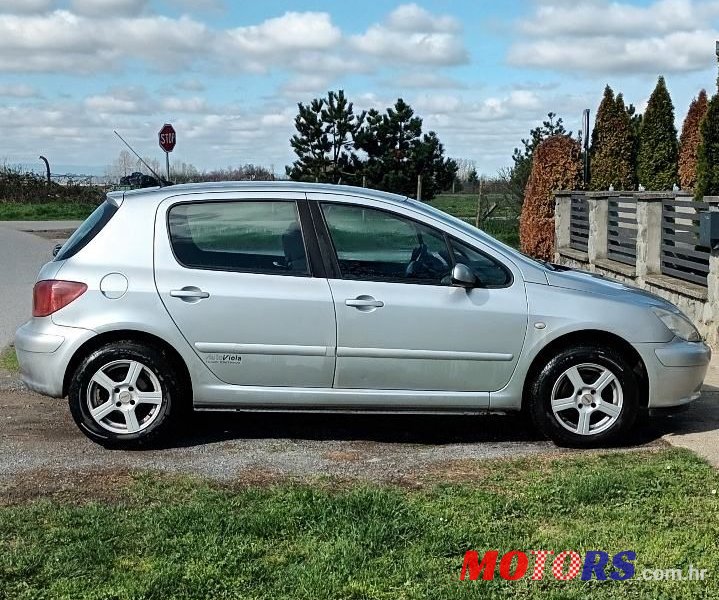 2005' Peugeot 307 1,4 16V photo #2