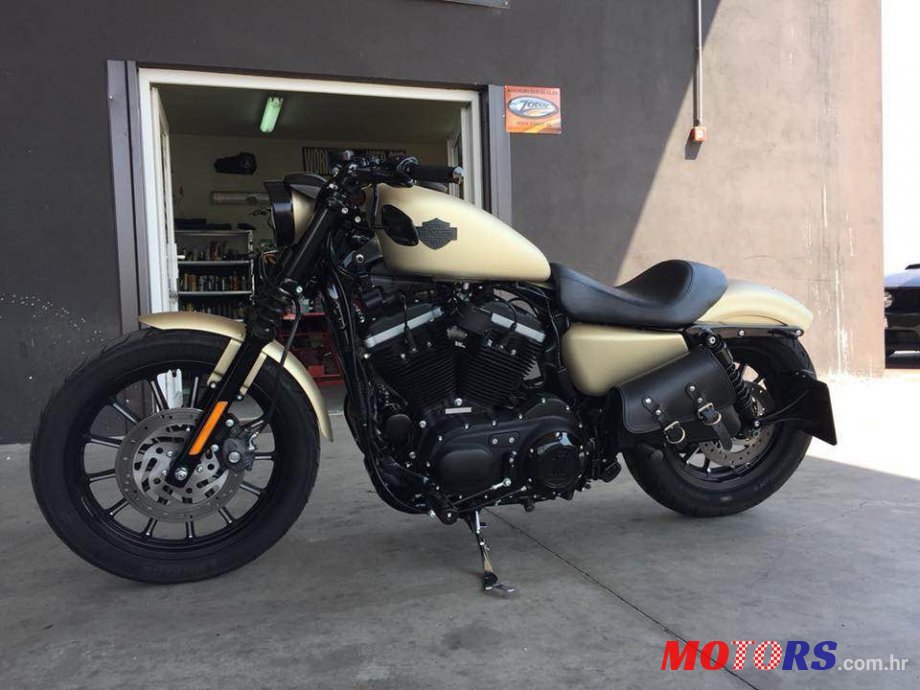 2012' Harley-Davidson 883 IRON photo #1