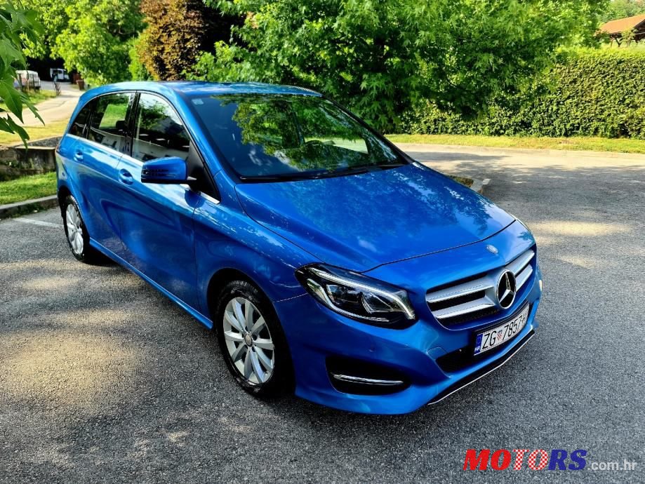 2015' Mercedes-Benz B-Klasa 180 Cdi photo #2