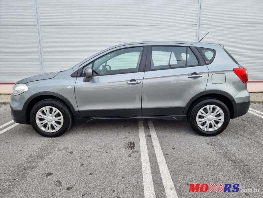 2018' Suzuki SX4 S-Cross 1.0 photo #3