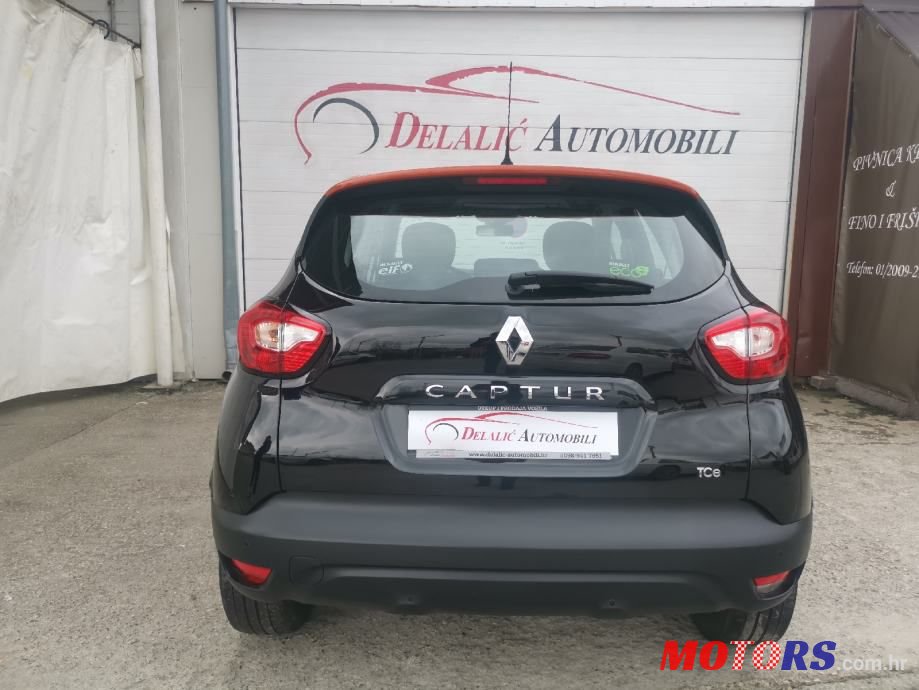 2015' Renault Captur Tce 90 photo #5