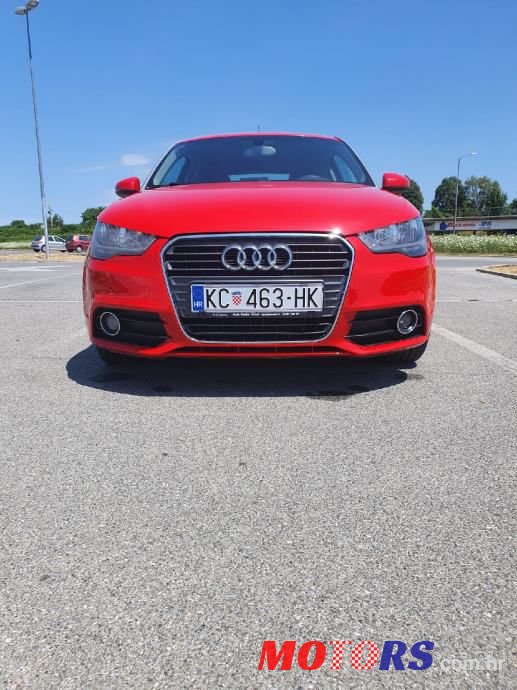 2011' Audi A1 1,6 Tdi photo #2
