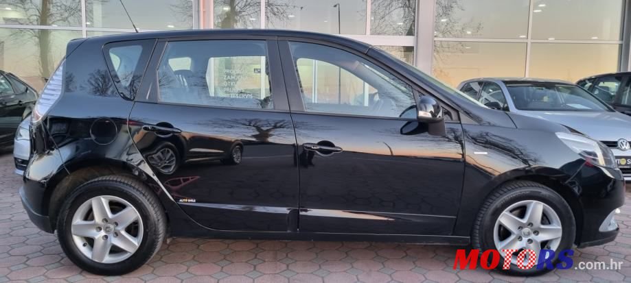 2016' Renault Scenic Dci 110 photo #5