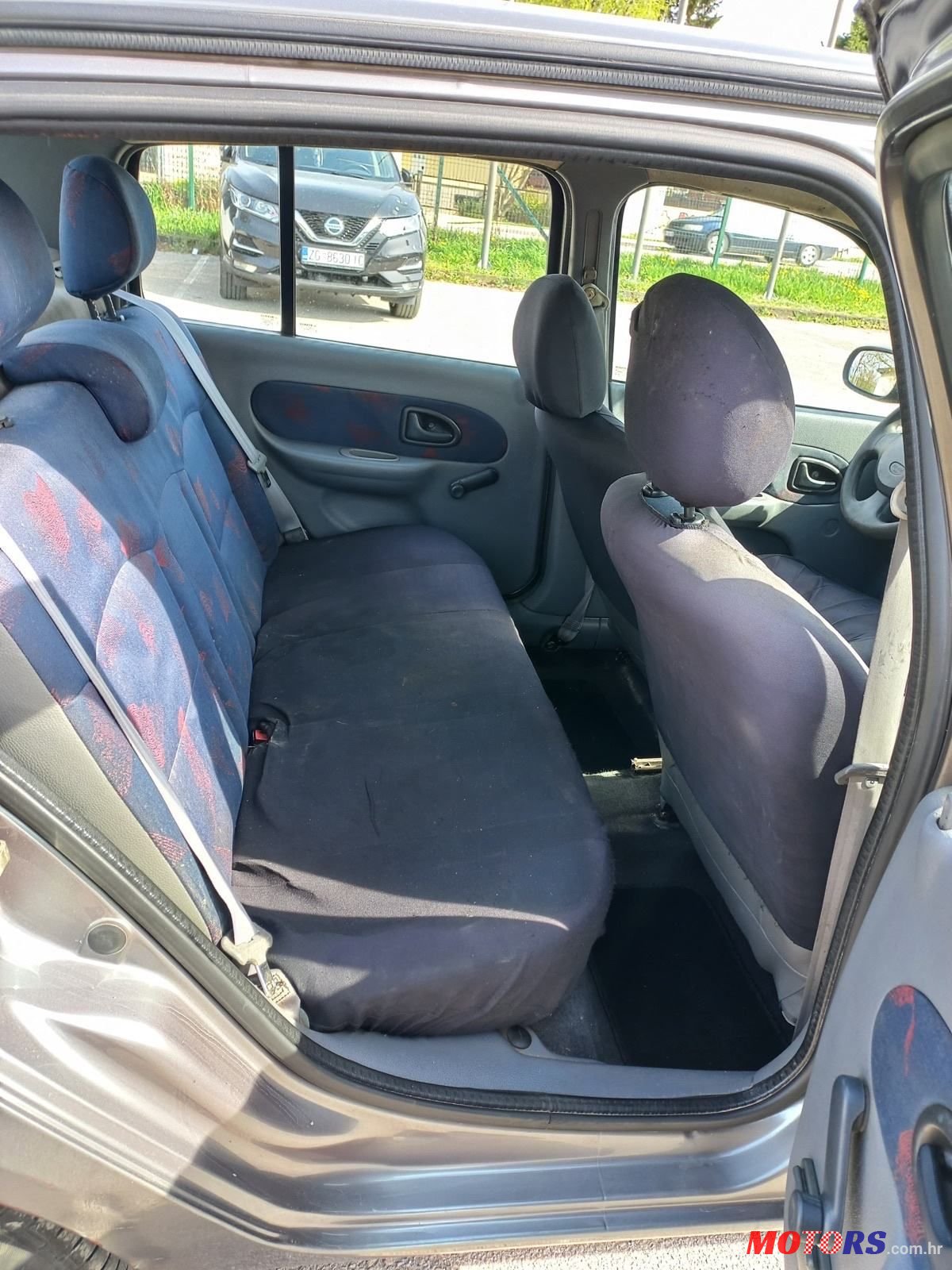 2001' Renault Thalia 1,4 16V photo #3