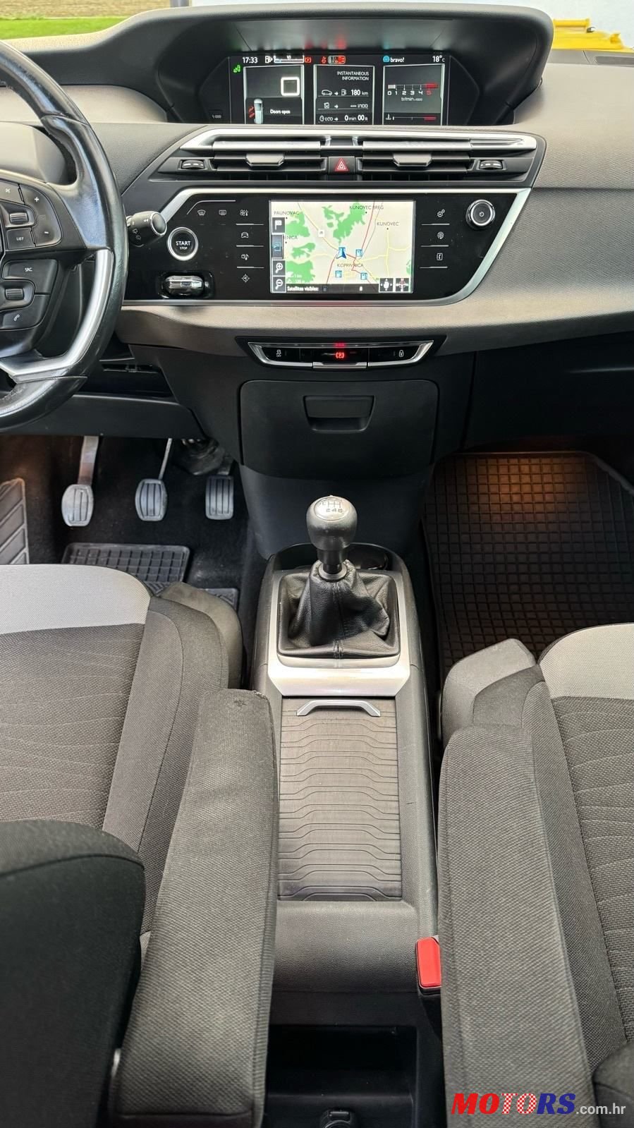 2014' Citroen C4 Grand Picasso 1.6 Hdi photo #6