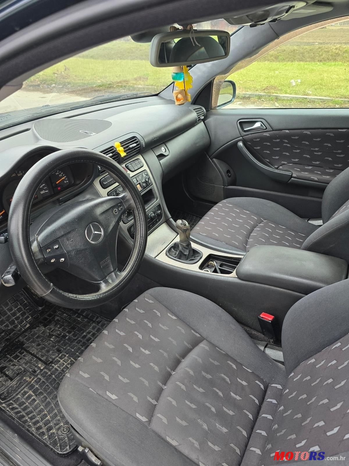 2002' Mercedes-Benz C-Klasa 220 photo #5