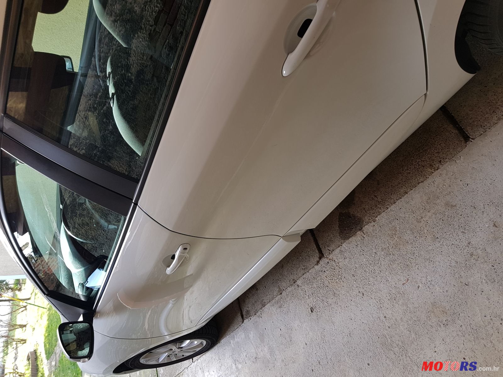 2012' Renault Megane Grandtour 1.5 dCi photo #3