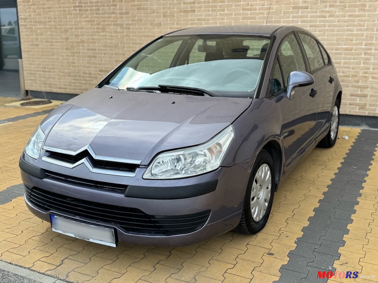 2005' Citroen C4 1,4 I 16V X photo #2