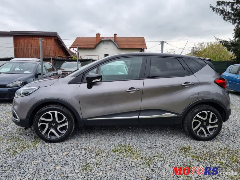2017' Renault Captur Tce photo #2