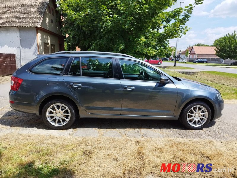 2015' Skoda Octavia Combi photo #6