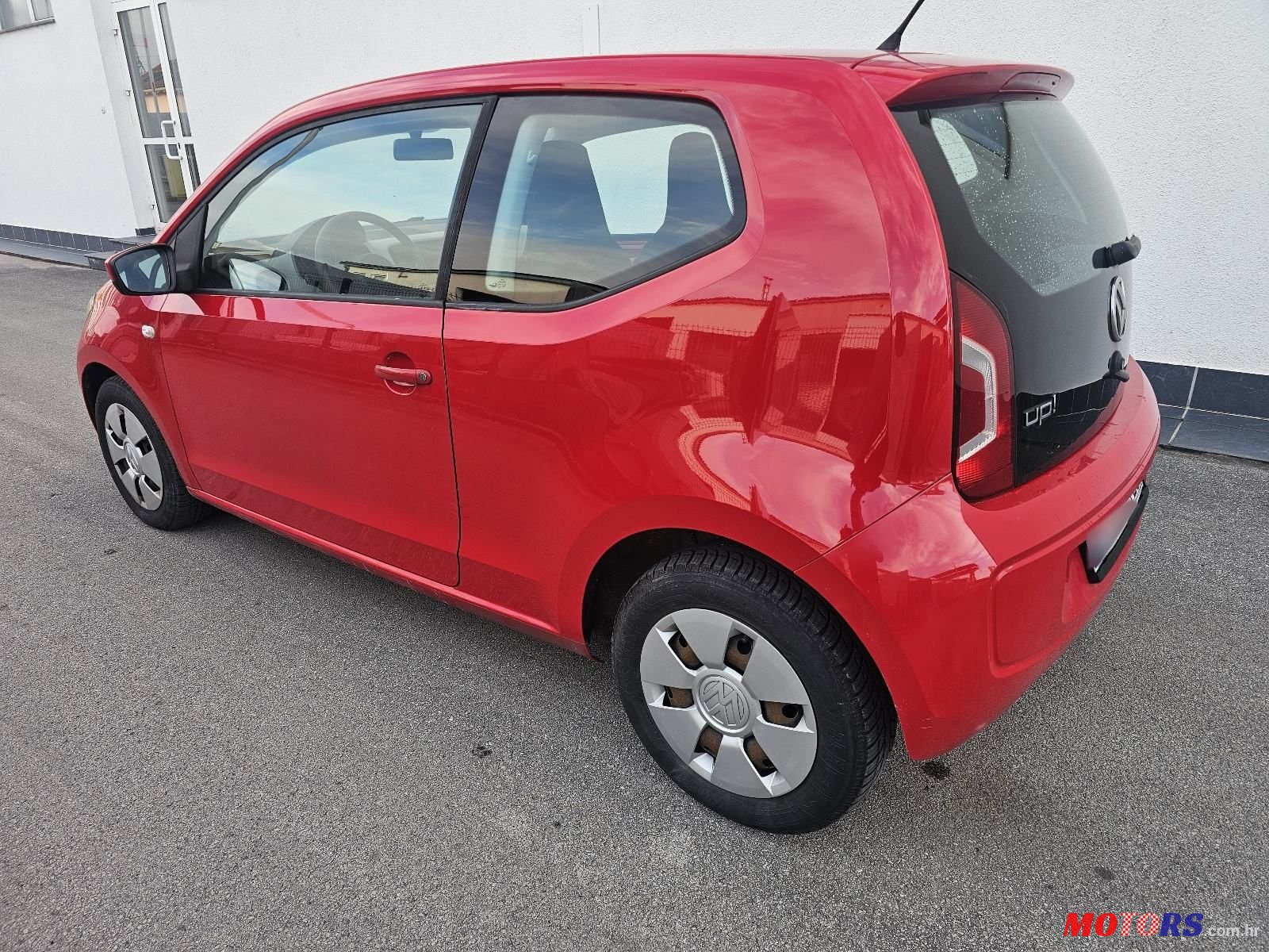 2012' Volkswagen Up! photo #5