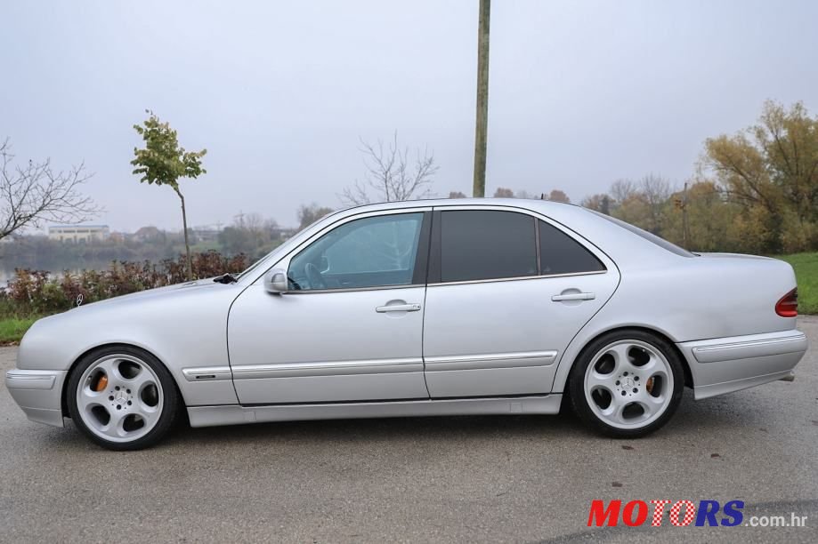 2000' Mercedes-Benz E-Klasa 320 photo #3