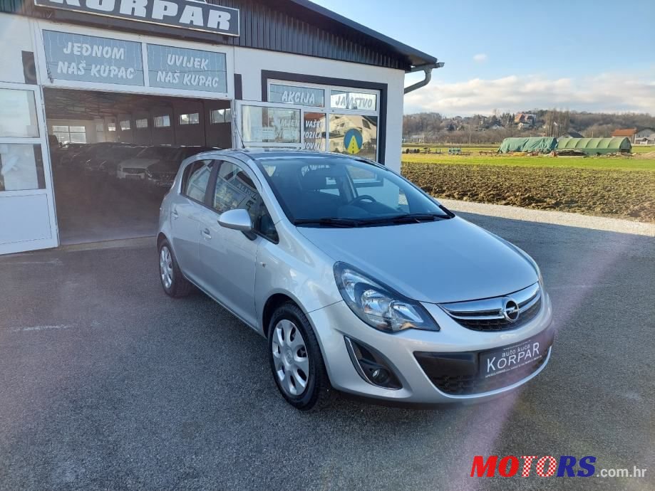 2013' Opel Corsa photo #3