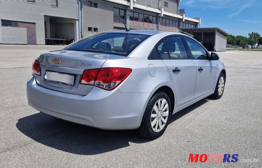 2010' Chevrolet Cruze 1,6 photo #4