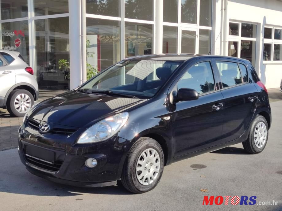 2010' Hyundai i20 1,2 photo #3