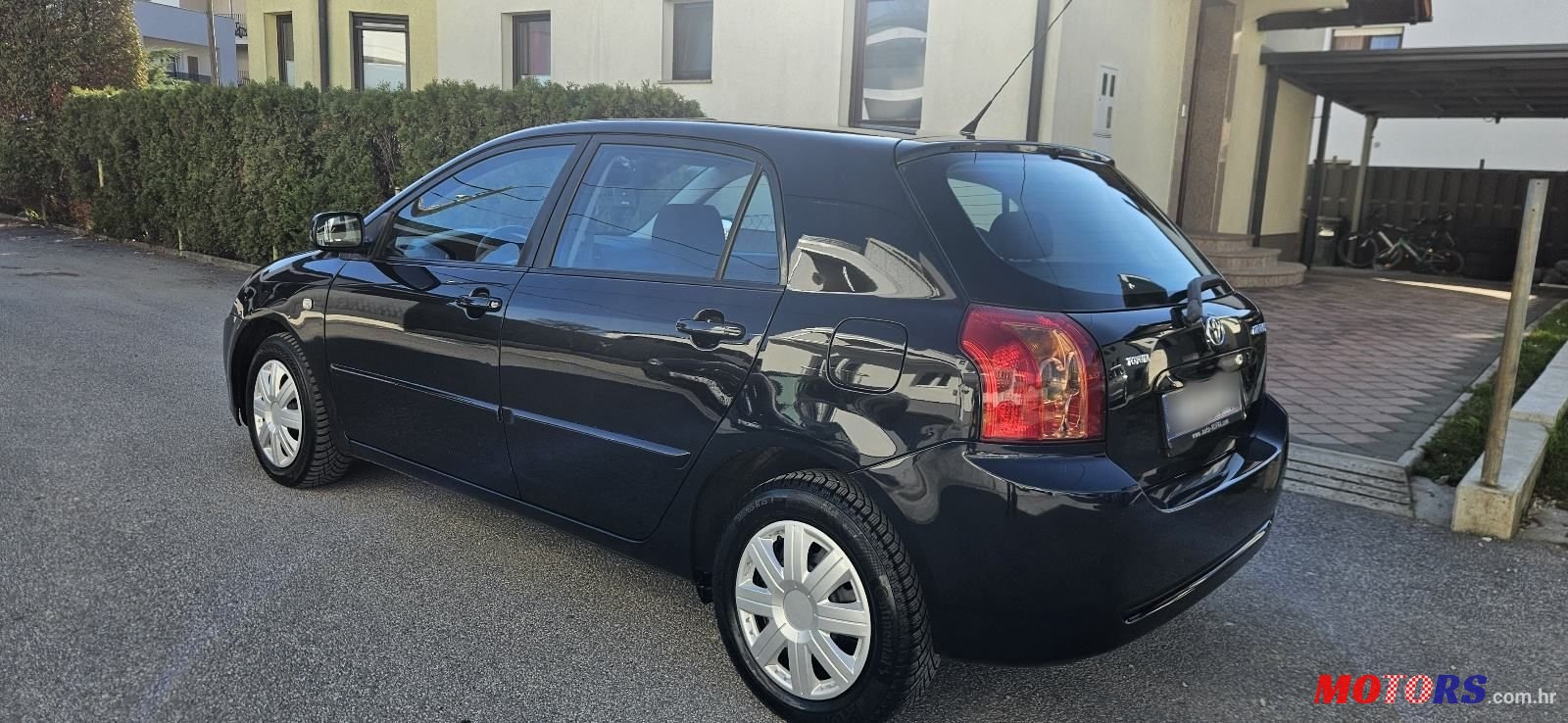 2005' Toyota Corolla 1.4 D4D photo #6