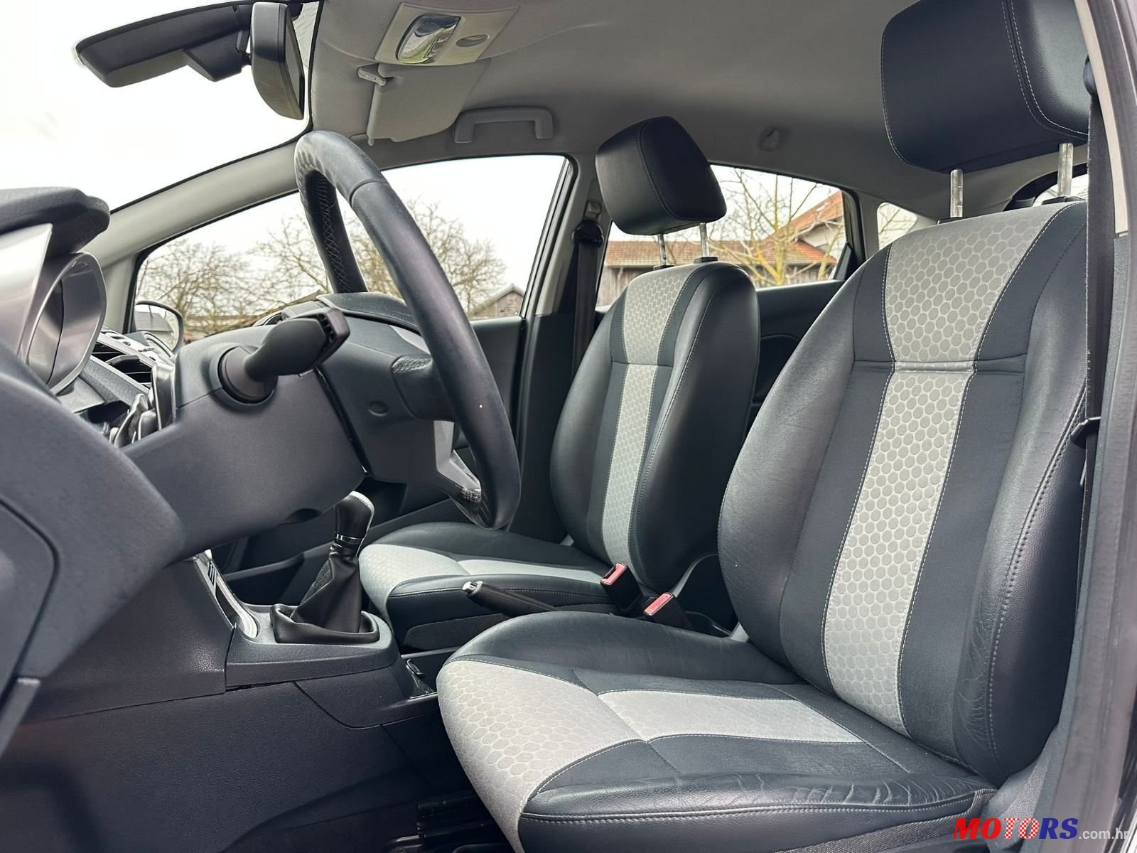 2011' Ford Fiesta 1,6 photo #5