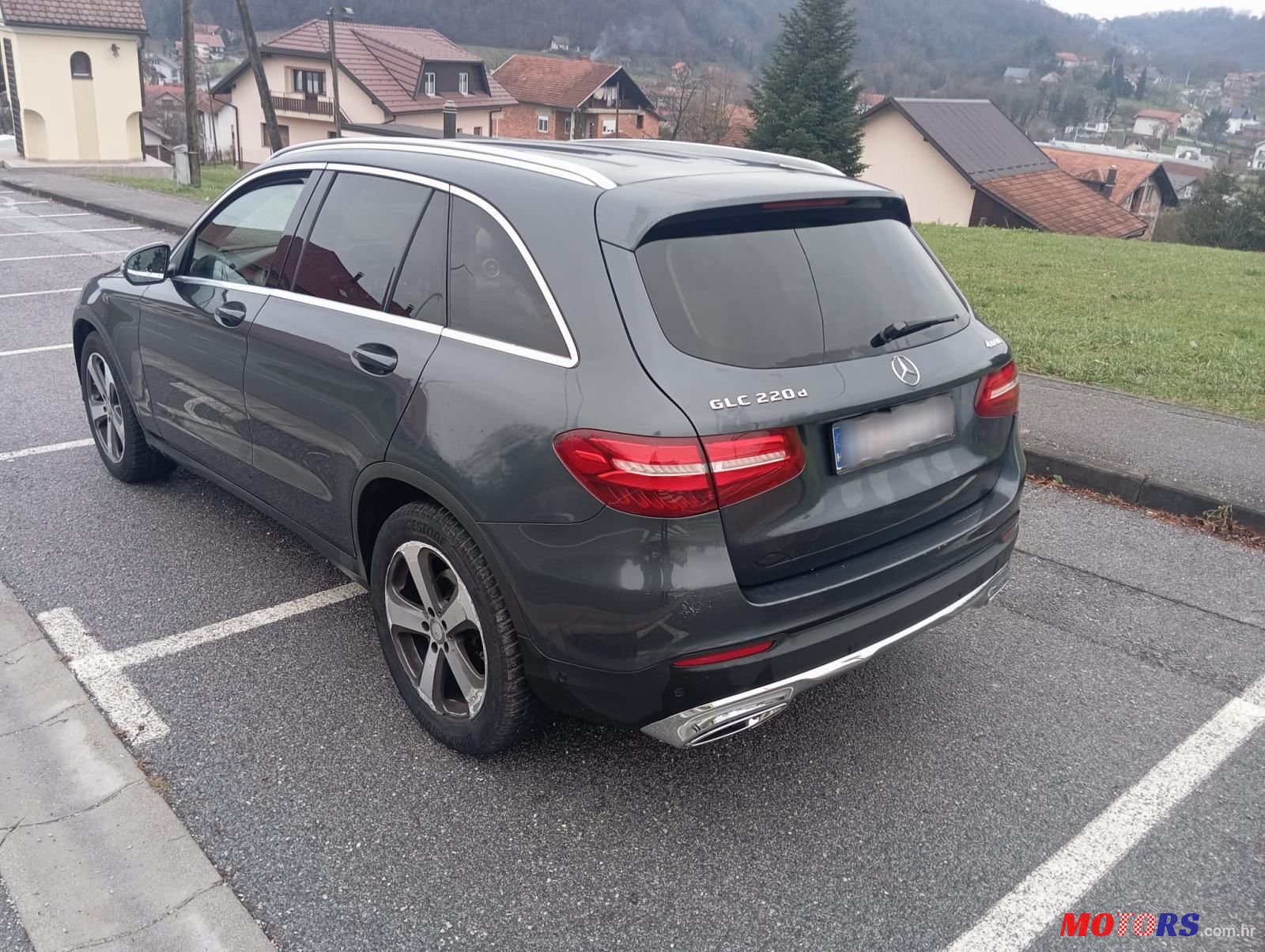 2015' Mercedes-Benz GLC 220 D photo #3