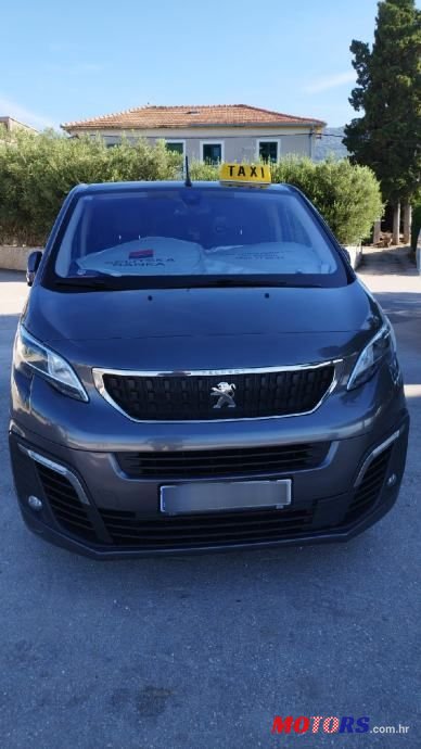 2017' Peugeot Traveller 2,0 Bluehdi photo #2