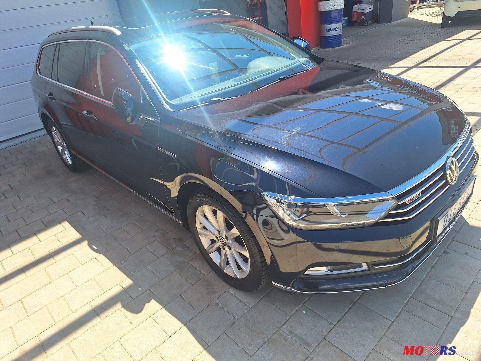 2017' Volkswagen Passat Variant photo #3