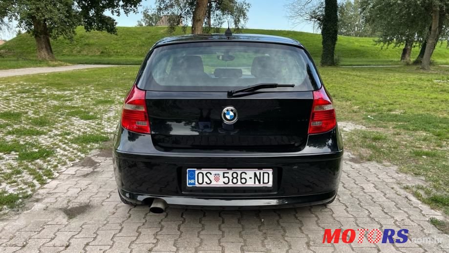 2009' BMW Serija 1 118D photo #6