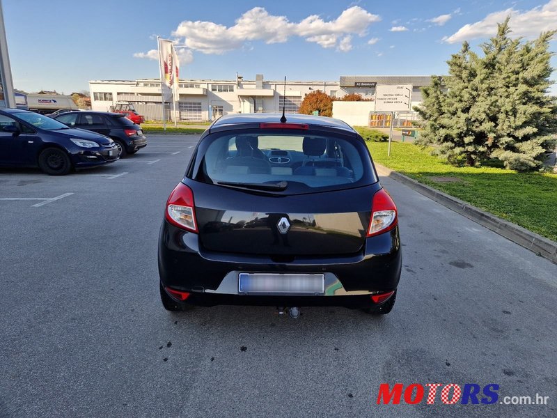 2009' Renault Clio 1,5 Dci photo #6