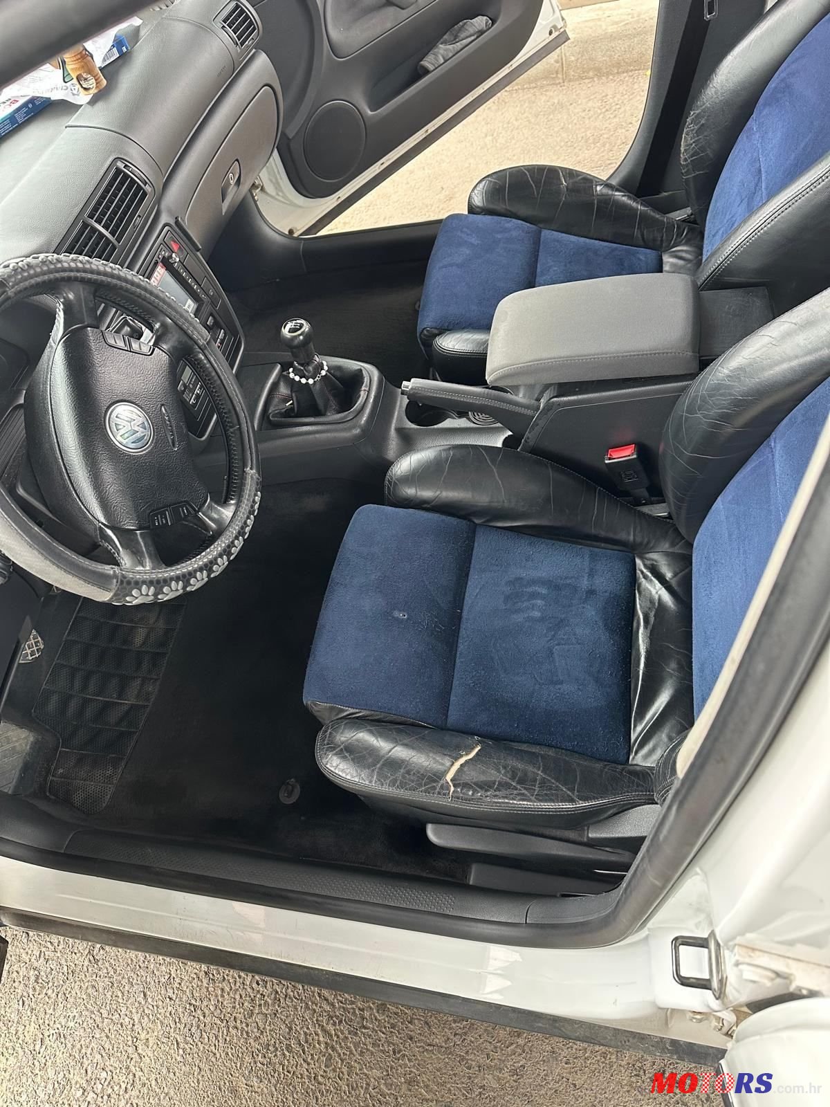 2004' Volkswagen Passat 1,9 Tdi photo #3