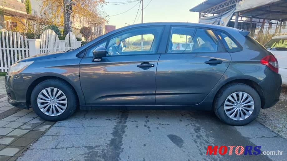 2011' Citroen C4 1,6 Vti photo #6