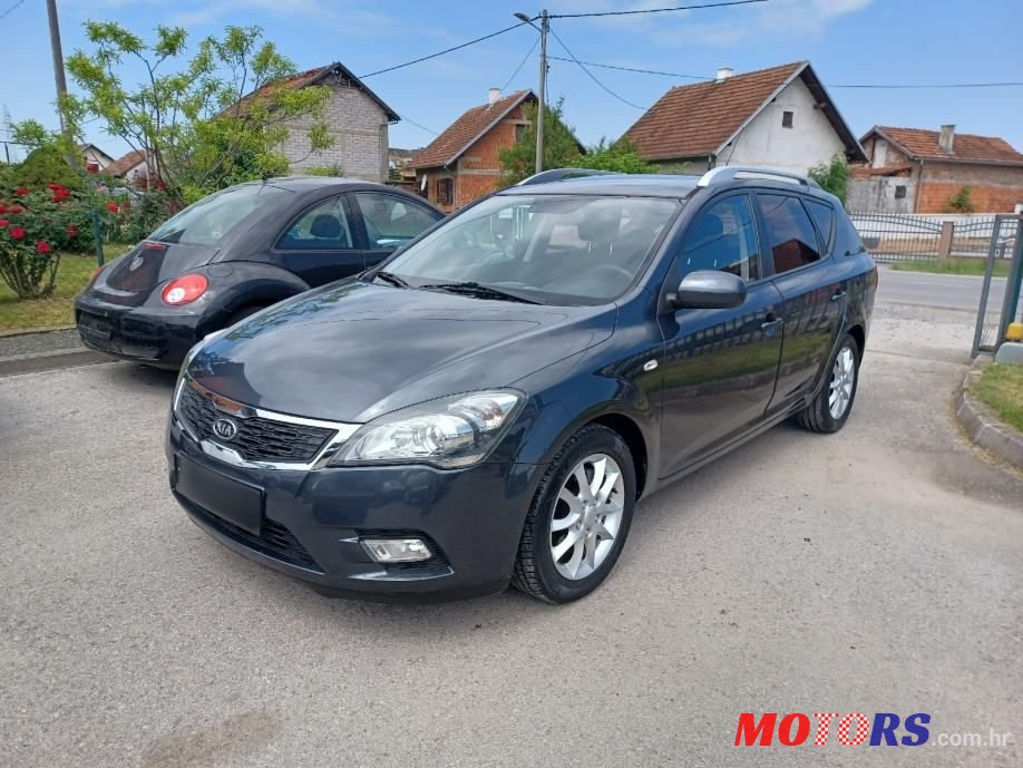 2011' Kia Ceed 1,6 Crdi photo #1