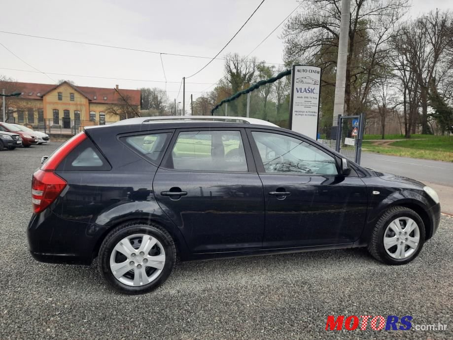 2008' Kia Ceed Sportswagon photo #4