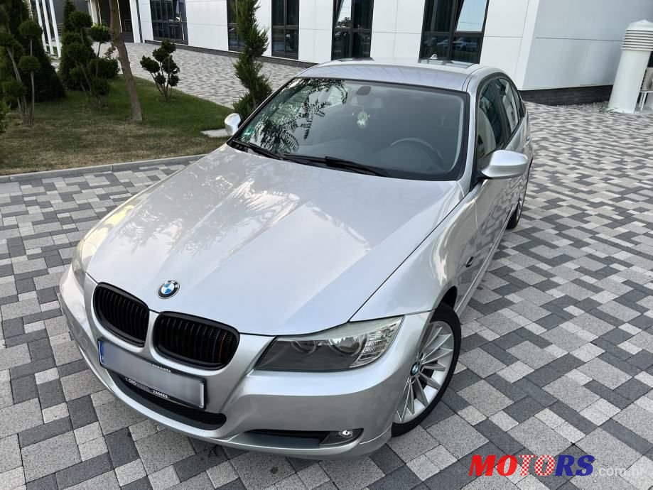 2010' BMW Serija 3 316D photo #2
