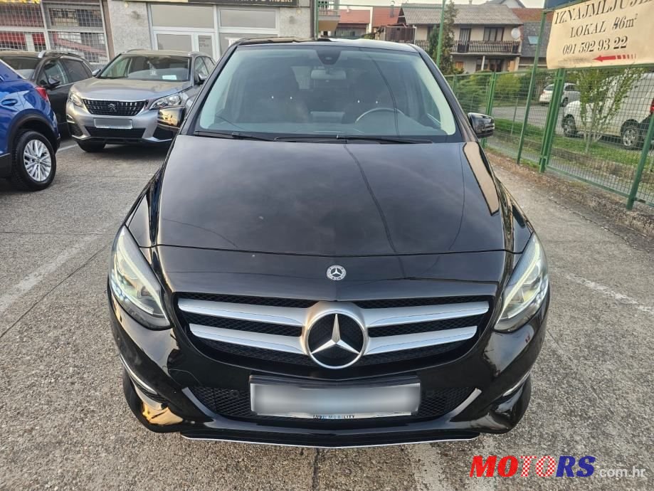 2018' Mercedes-Benz B-Klasa 180 photo #2